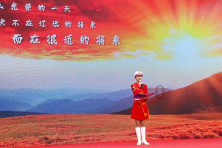 首届松花江滑冰马拉松|高清大图海报来了!